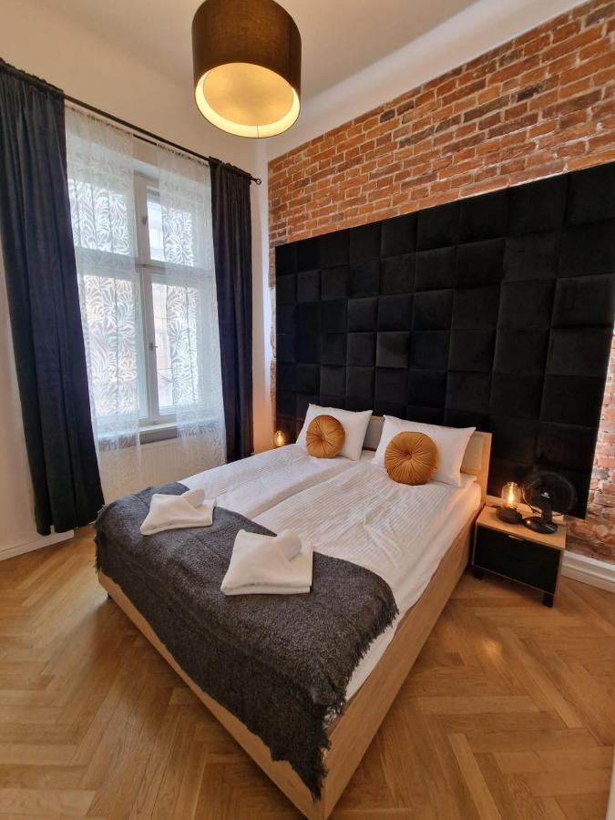 Golden Pearl - Main Square, 100 Sqm, 4 Rooms Krakow Exterior photo