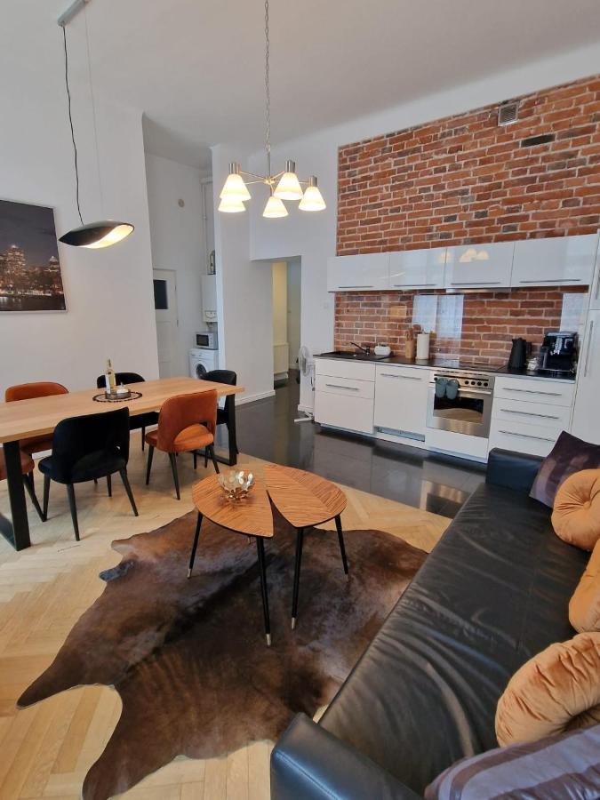 Golden Pearl - Main Square, 100 Sqm, 4 Rooms Krakow Exterior photo