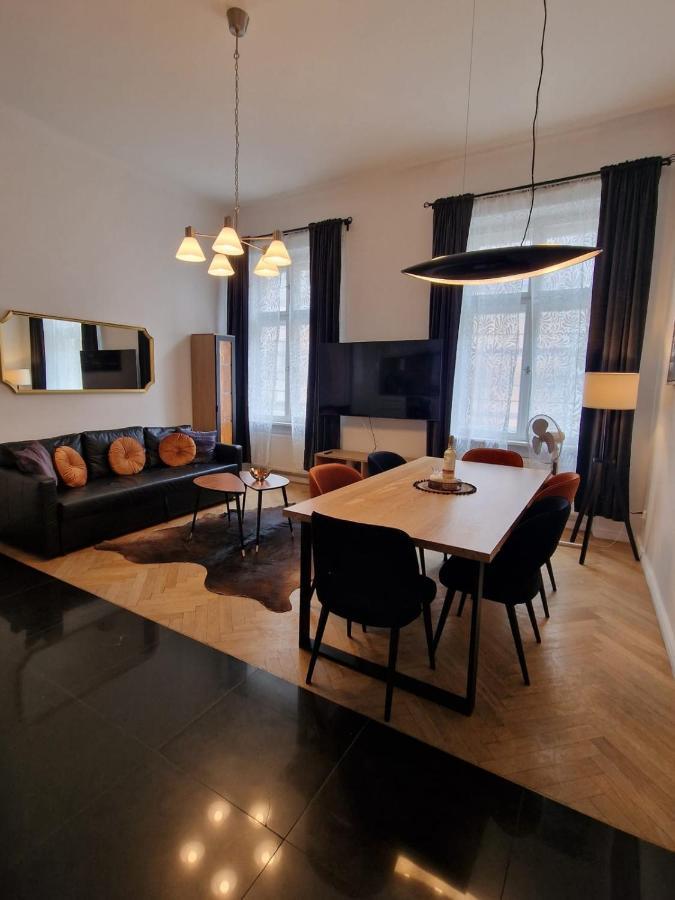 Golden Pearl - Main Square, 100 Sqm, 4 Rooms Krakow Exterior photo