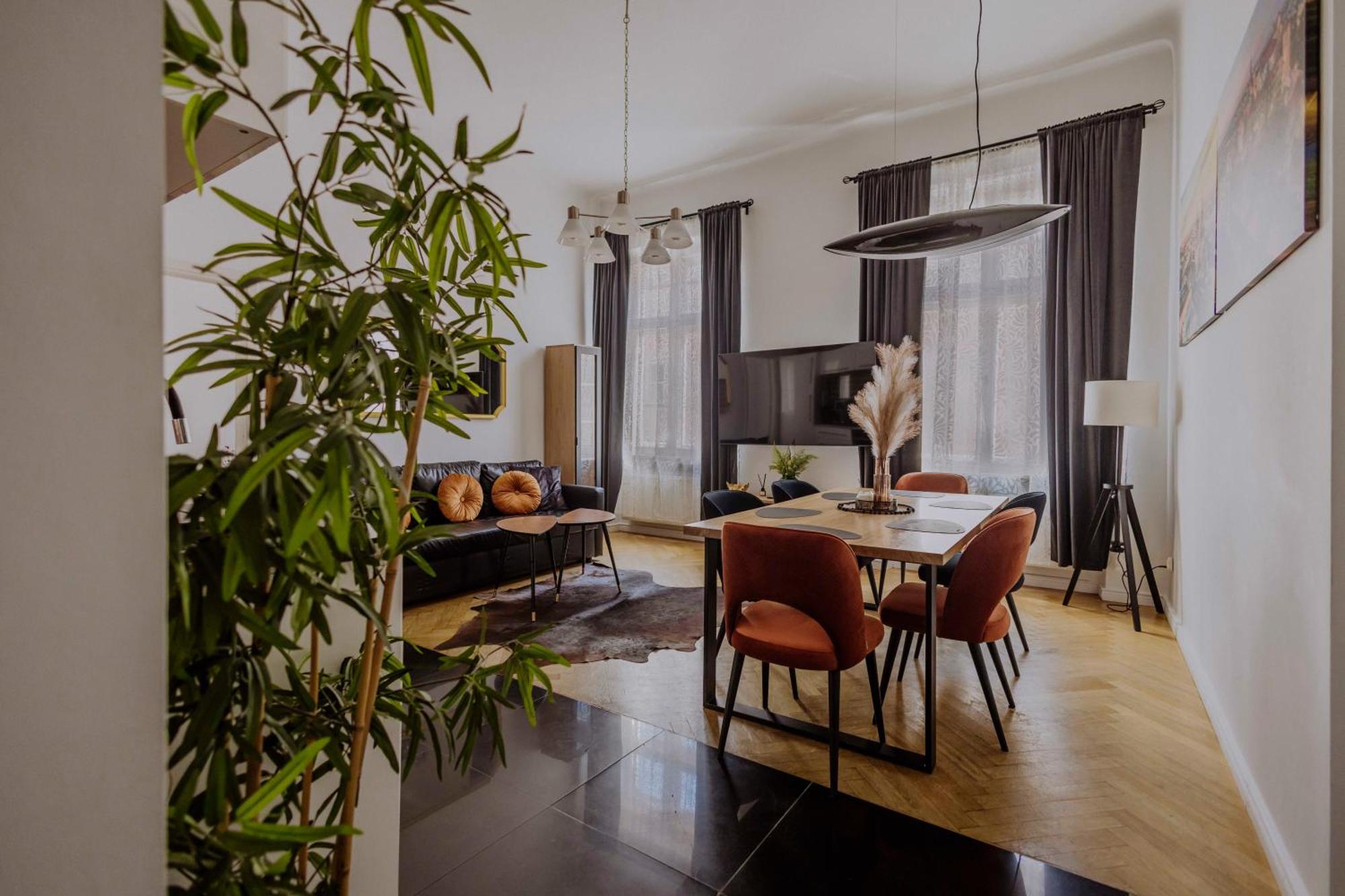 Golden Pearl - Main Square, 100 Sqm, 4 Rooms Krakow Exterior photo
